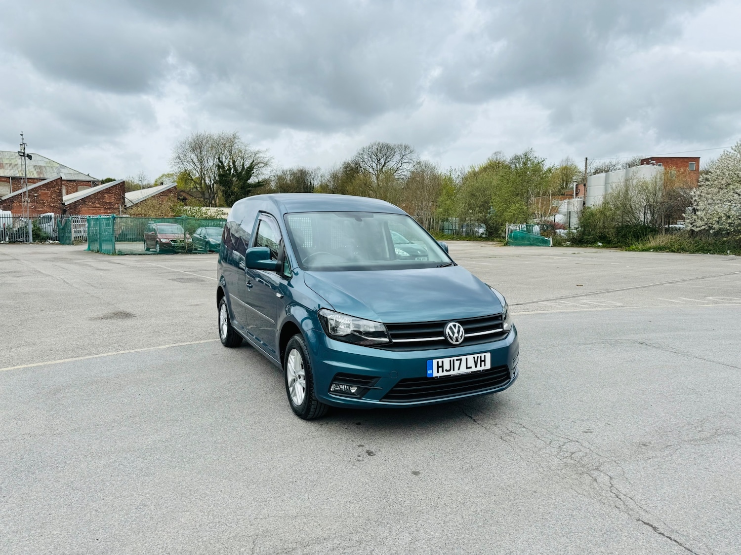 Used Volkswagen Caddy 2017 for sale - 78201203: Photo 2