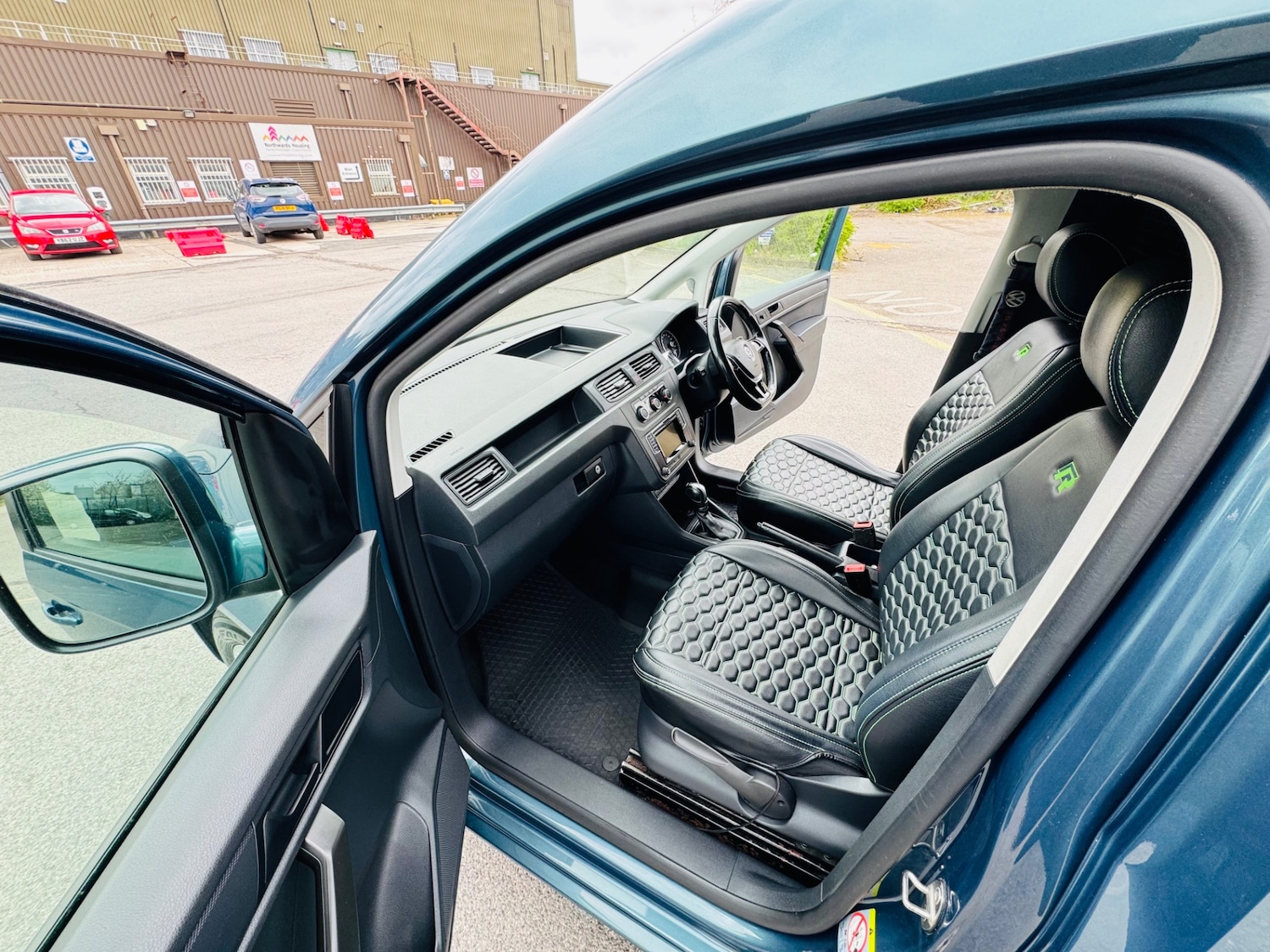 Used Volkswagen Caddy 2017 for sale - 78201203: Photo 9