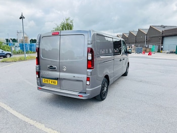 Used Vauxhall Vivaro 2017 for sale - 78683189: Photo