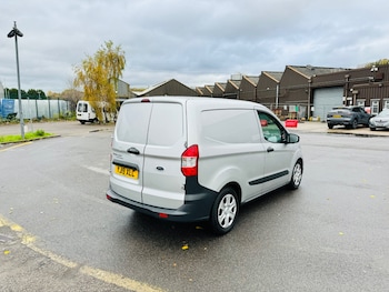Used Ford Transit Courier 2019 for sale - 76454964: Photo