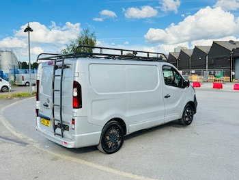 Used Vauxhall Vivaro 2015 for sale - 75898948: Photo