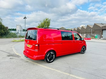 Used Volkswagen Transporter 2018 for sale - 79749709: Photo