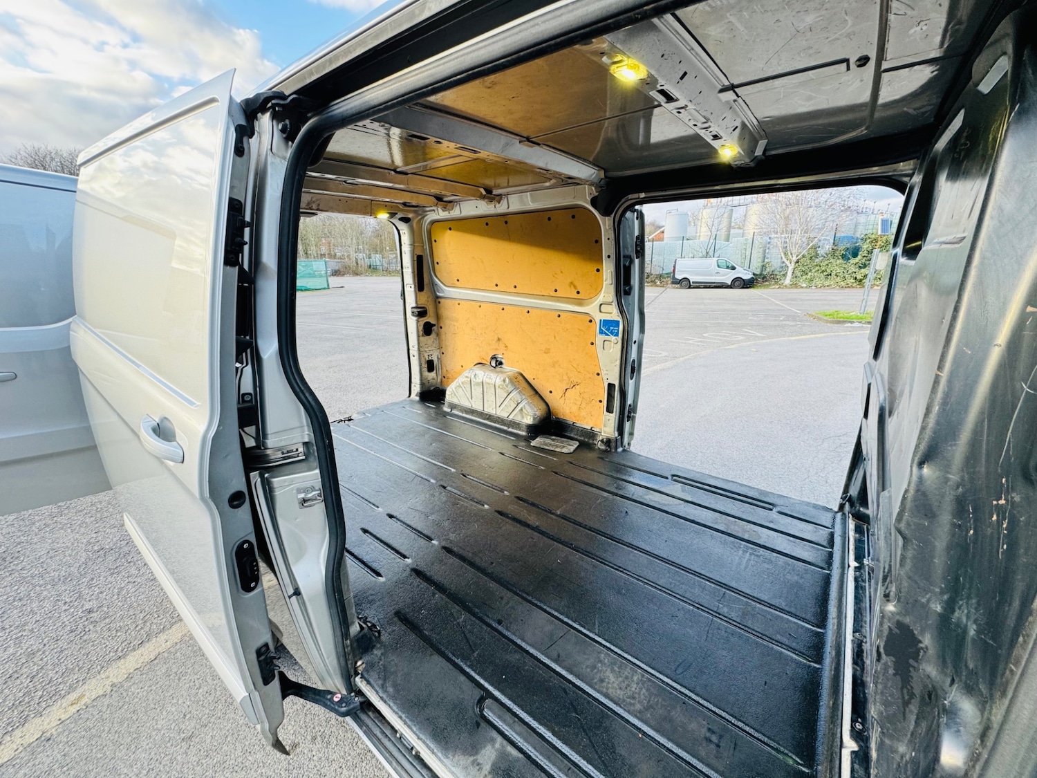 Used Ford Transit Custom 2017 for sale - 77834669: Photo 17