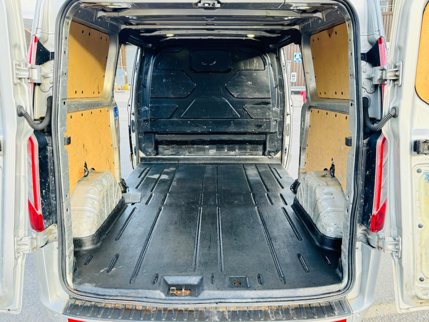 Used Ford Transit Custom 2017 for sale - 77834669: Photo 18