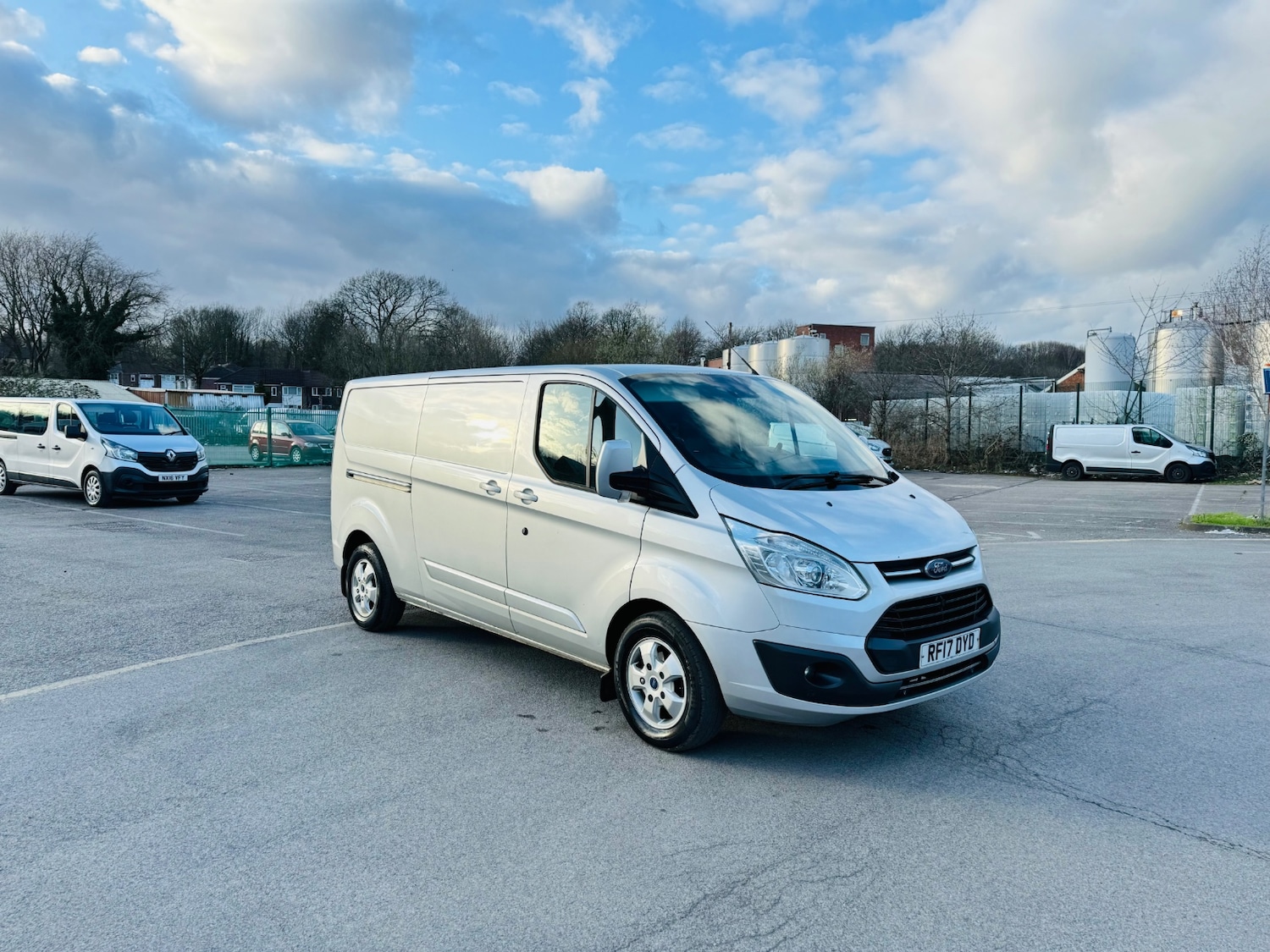 Used Ford Transit Custom 2017 for sale - 77834669: Photo 2
