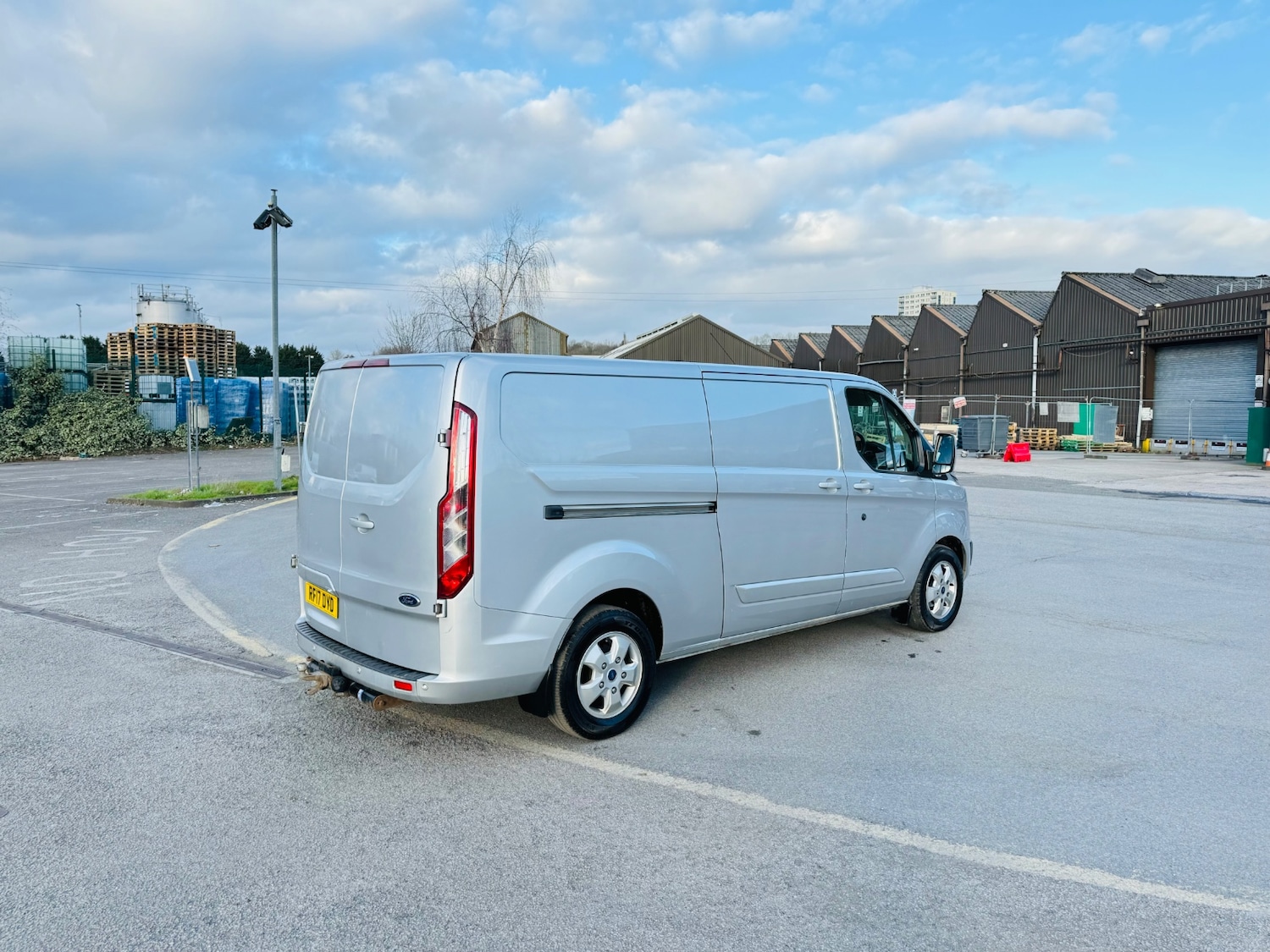 Used Ford Transit Custom 2017 for sale - 77834669: Photo 3