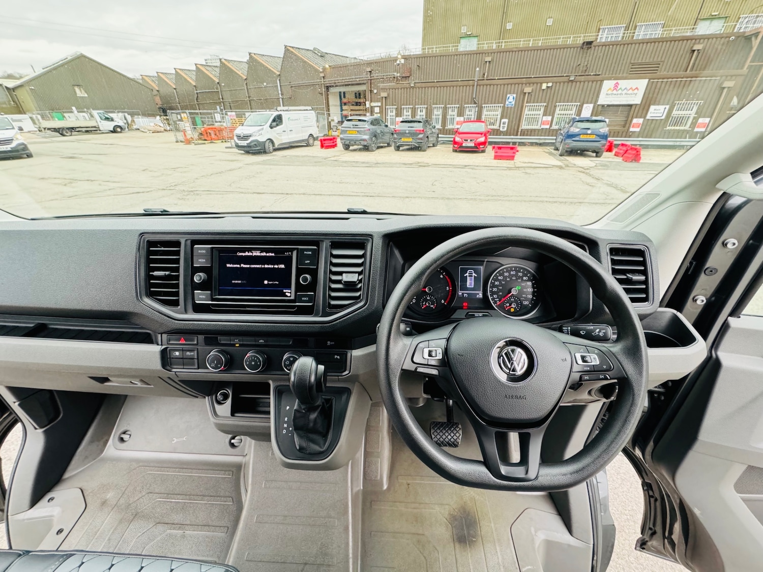 Used Volkswagen Crafter 2023 for sale - 77593091: Photo 14