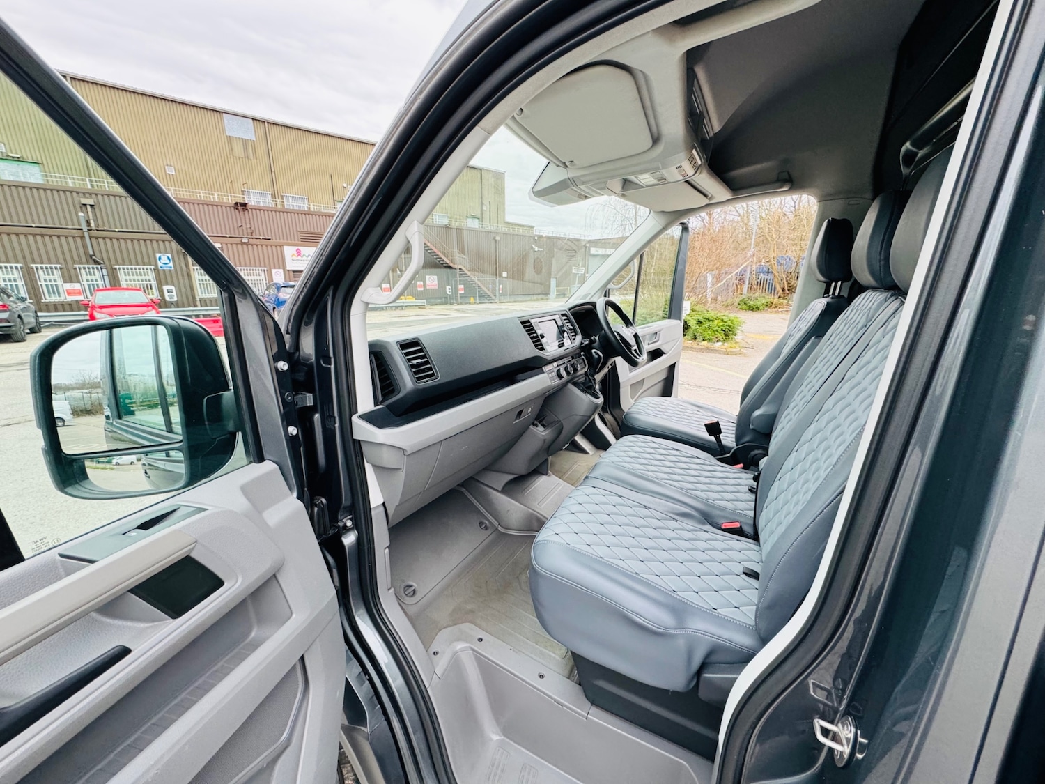 Used Volkswagen Crafter 2023 for sale - 77593091: Photo 8