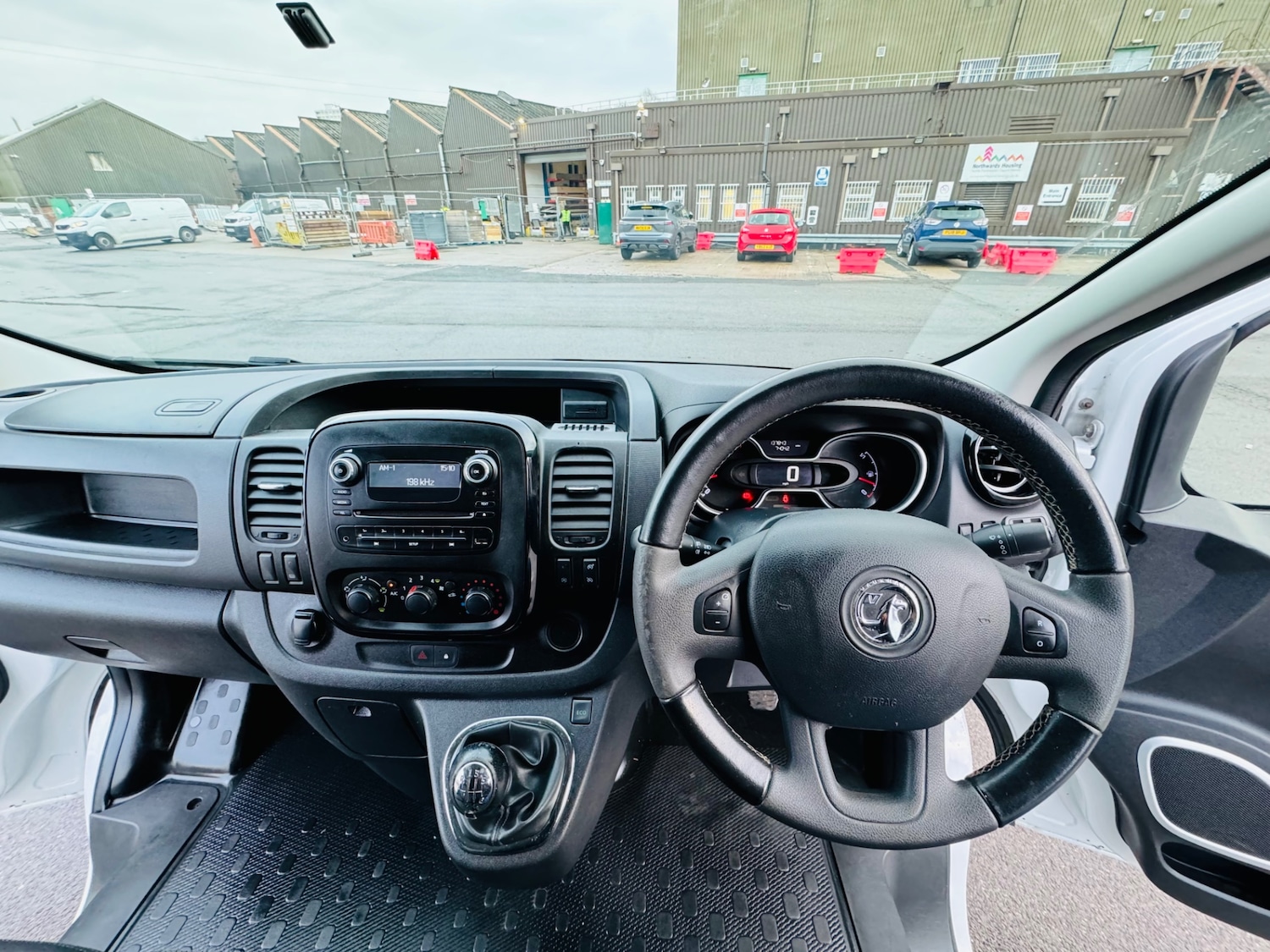 Used Vauxhall Vivaro 2018 for sale - 77153930: Photo 14