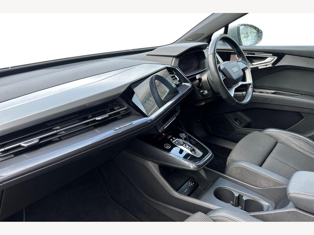 Used Audi Q4 e-tron 2022 for sale - 77588176: Photo 2