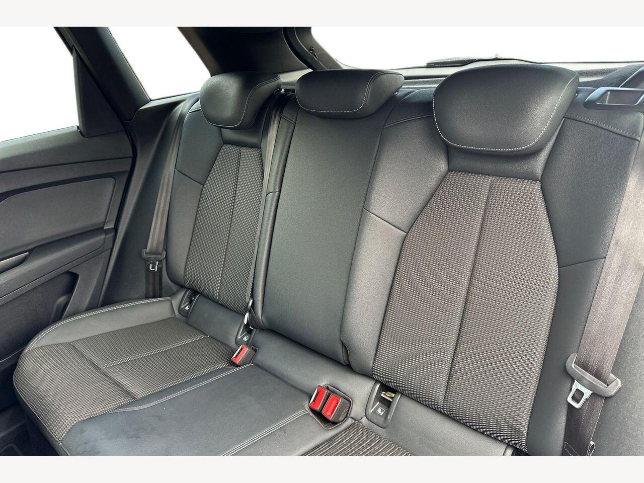 Used Audi Q4 e-tron 2022 for sale - 77588176: Photo 8