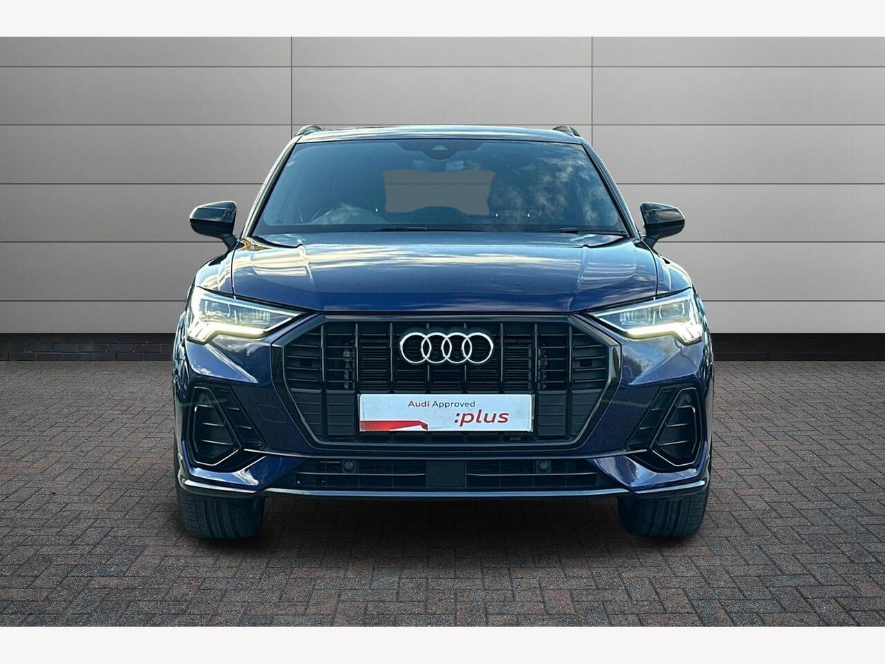 Used Audi Q3 2023 for sale - 76676145: Photo 10