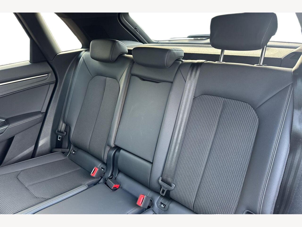 Used Audi Q3 2023 for sale - 76676145: Photo 8