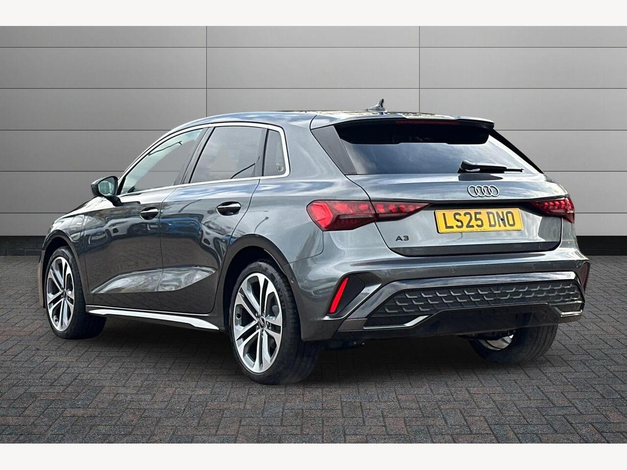 Used Audi A3 2025 for sale - 76680512: Photo 3