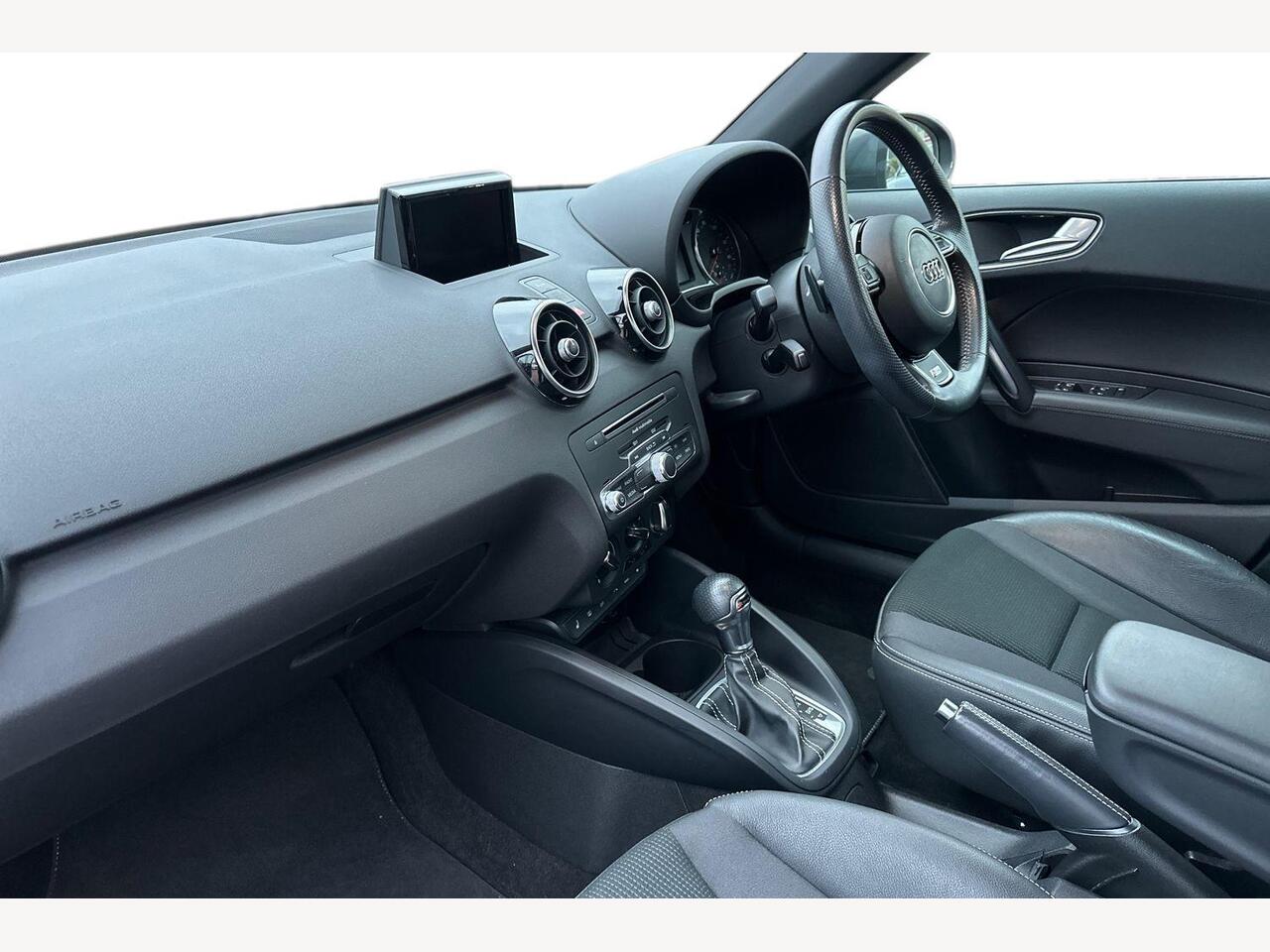 Used Audi A1 2017 for sale - 77442407: Photo 2