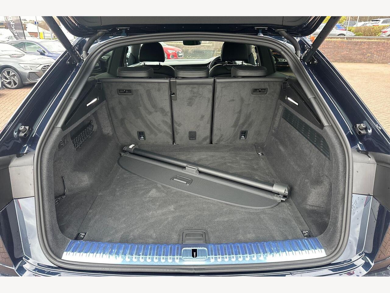 Used Audi Q8 2025 for sale - 77614016: Photo 12