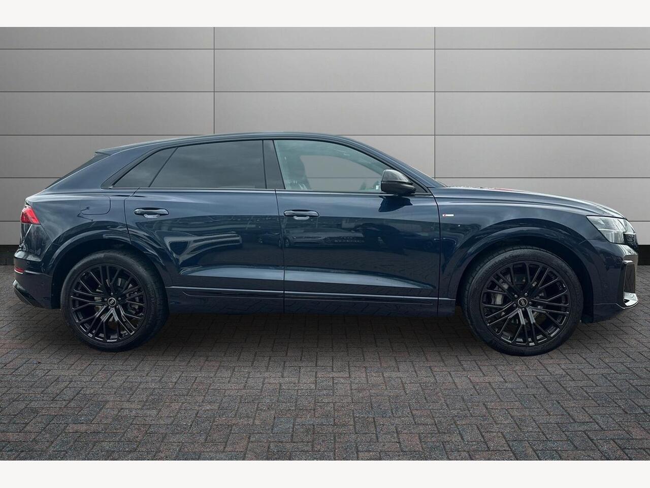 Used Audi Q8 2025 for sale - 77614016: Photo 4