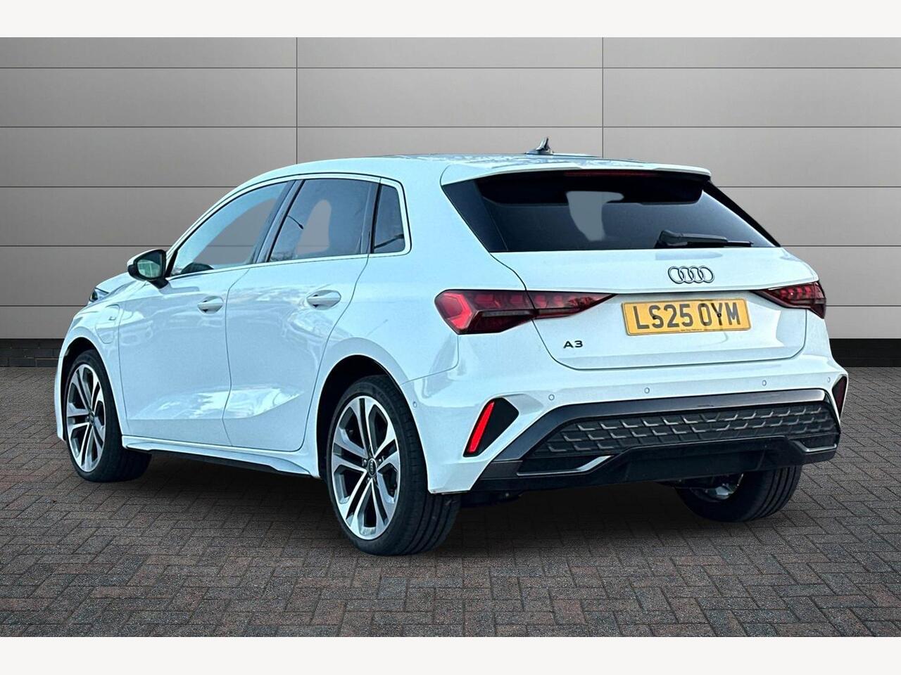 Used Audi A3 2025 for sale - 76680476: Photo 3