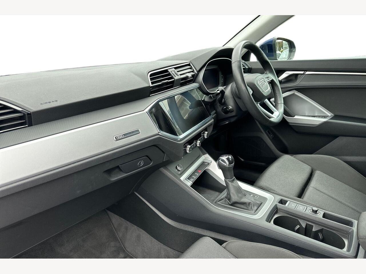 Used Audi Q3 2023 for sale - 78158834: Photo 2