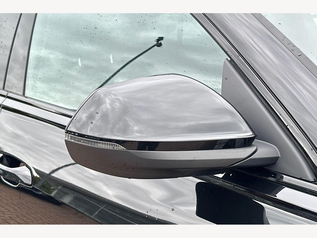 Used Audi Q8 2025 for sale - 76678241: Photo 21