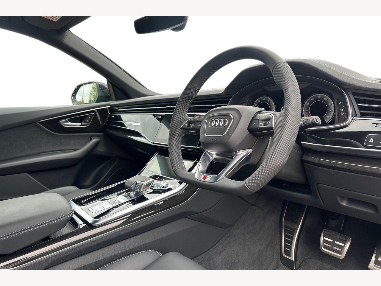 Used Audi Q8 2025 for sale - 76678241: Photo 6