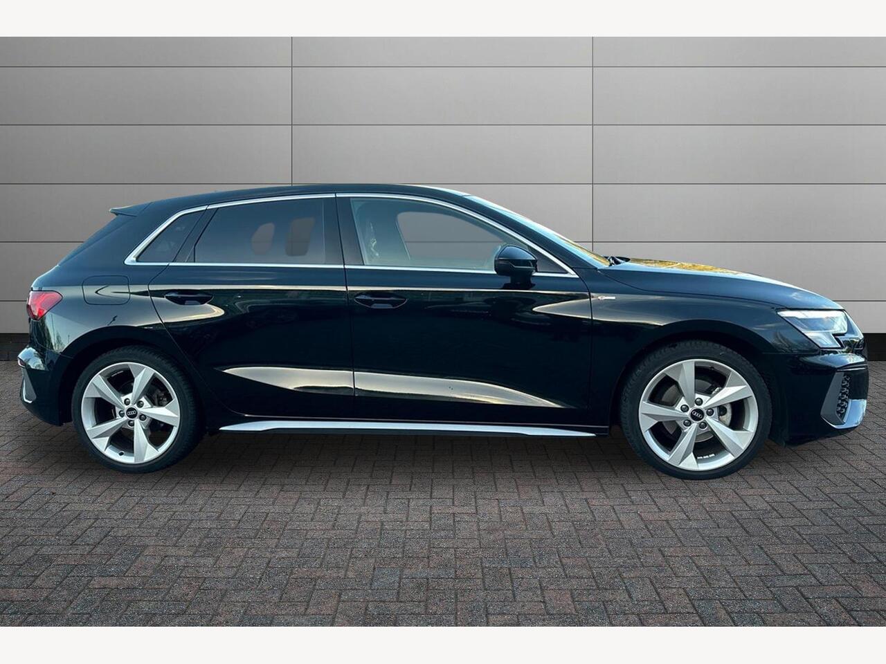 Used Audi A3 2023 for sale - 76676764: Photo 4