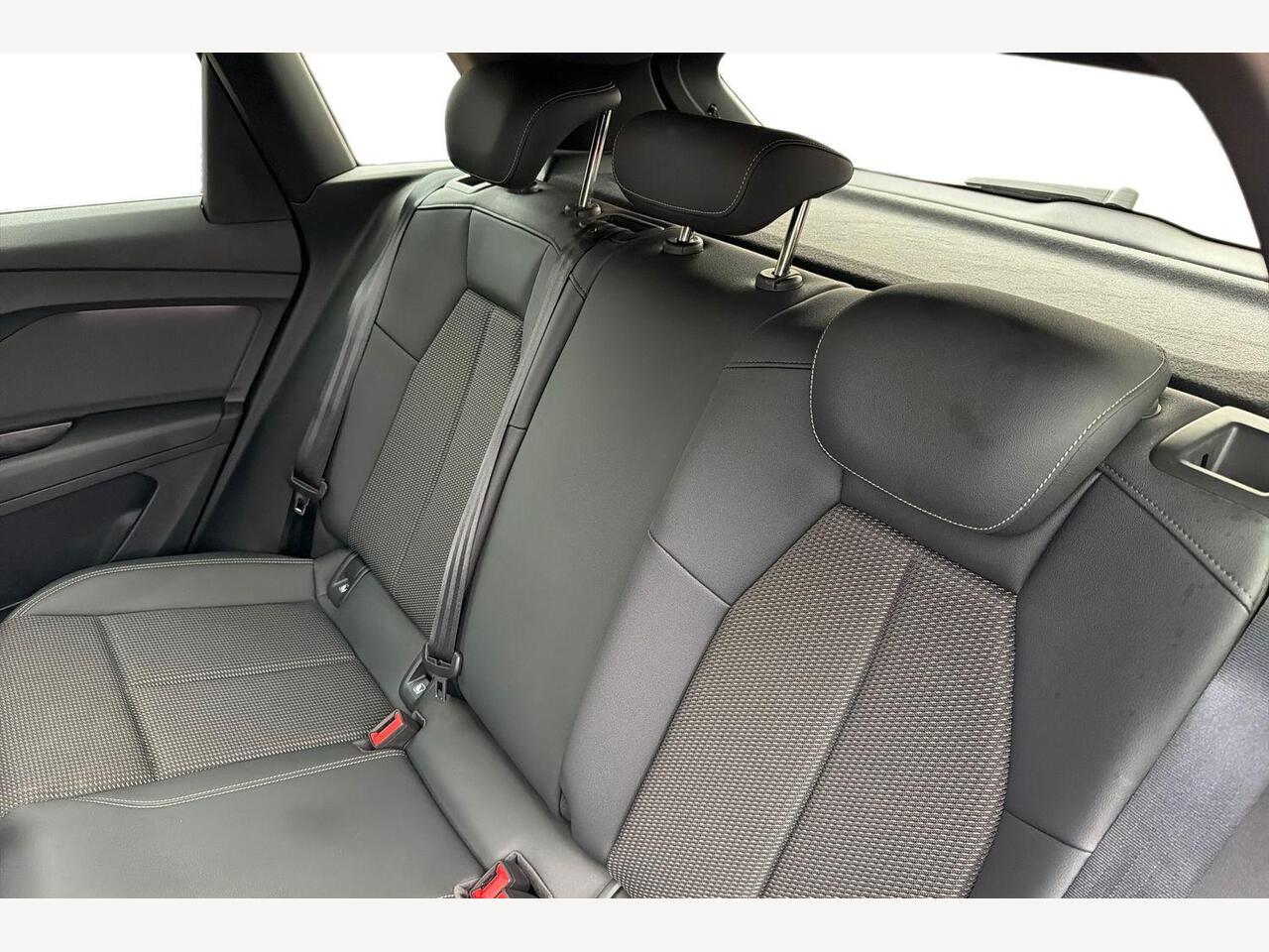 Used Audi Q4 e-tron 2023 for sale - 77498283: Photo 9