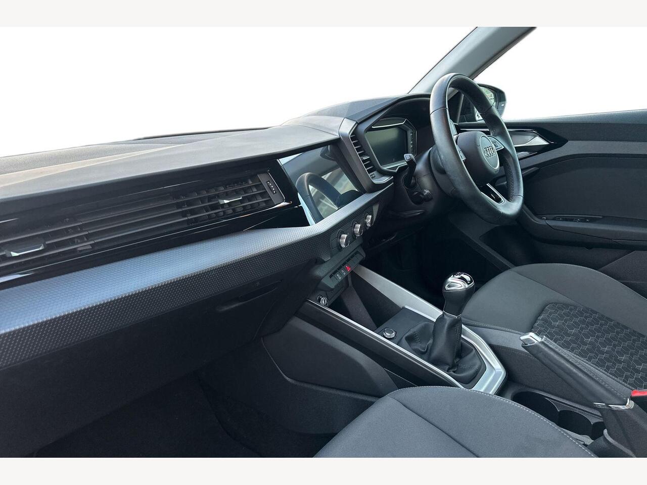 Used Audi A1 2023 for sale - 77067652: Photo 2