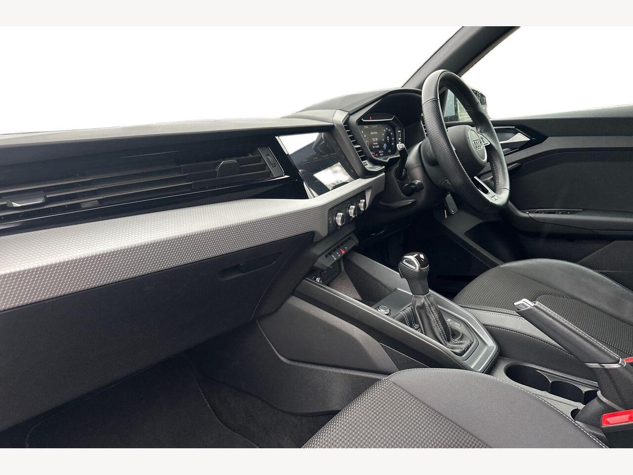 Used Audi A1 2023 for sale - 76692542: Photo 2