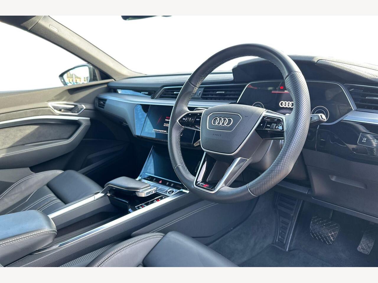 Used Audi e-tron 2022 for sale - 77739864: Photo 6