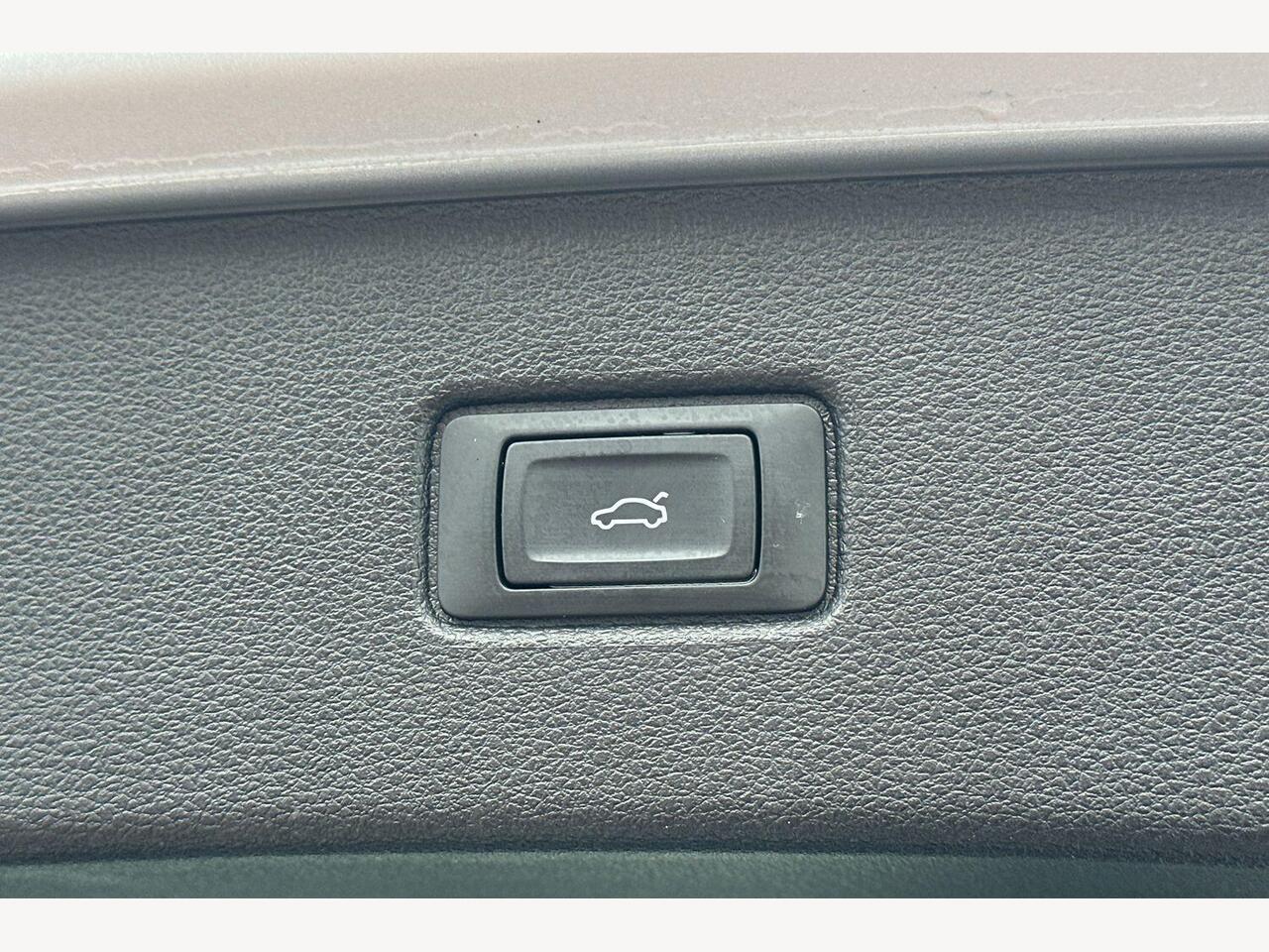 Used Audi Q7 2021 for sale - 76703833: Photo 13