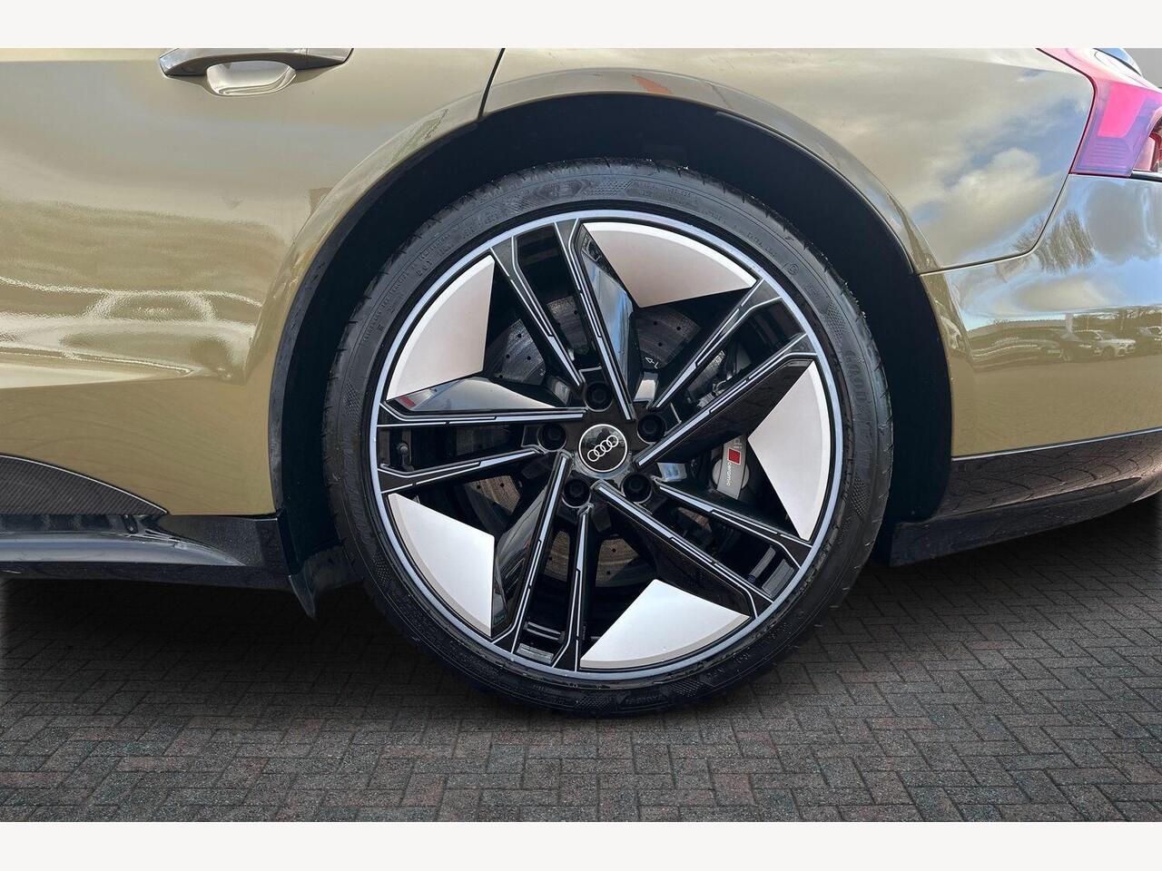 Used Audi RS e-tron GT 2022 for sale - 77145493: Photo 6