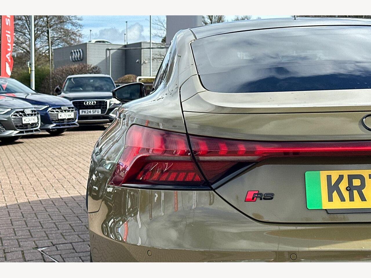 Used Audi RS e-tron GT 2022 for sale - 77885262: Photo 15