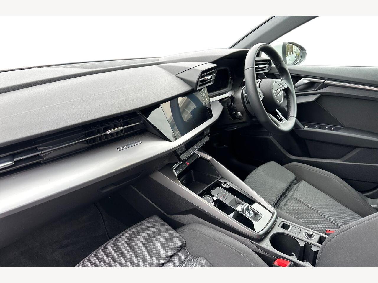 Used Audi A3 2024 for sale - 77346537: Photo 2