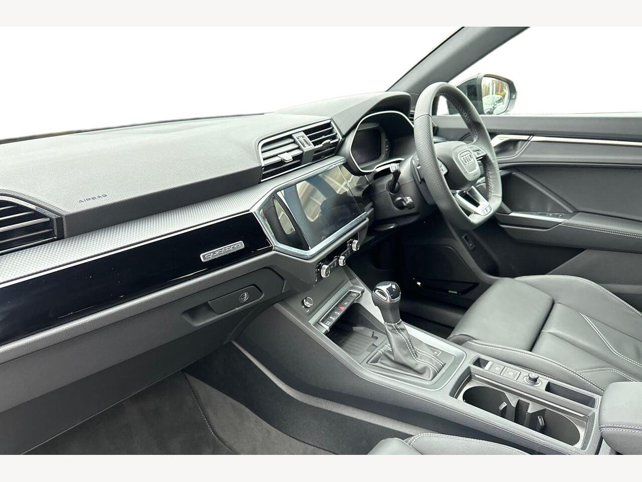 Used Audi Q3 2025 for sale - 77427956: Photo 2