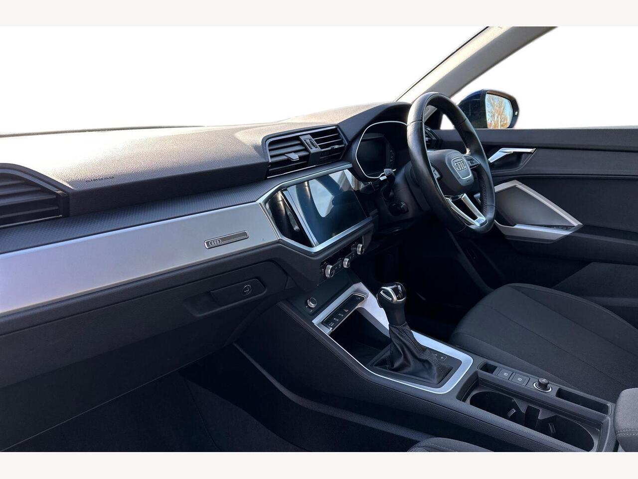 Used Audi Q3 2021 for sale - 77739852: Photo 2