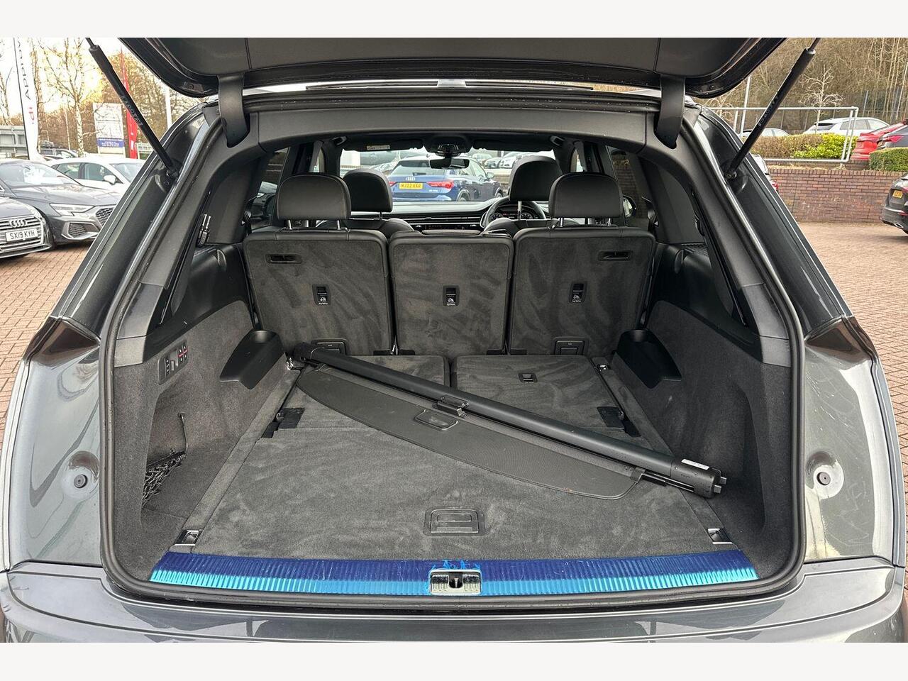 Used Audi Q7 2025 for sale - 77346524: Photo 12