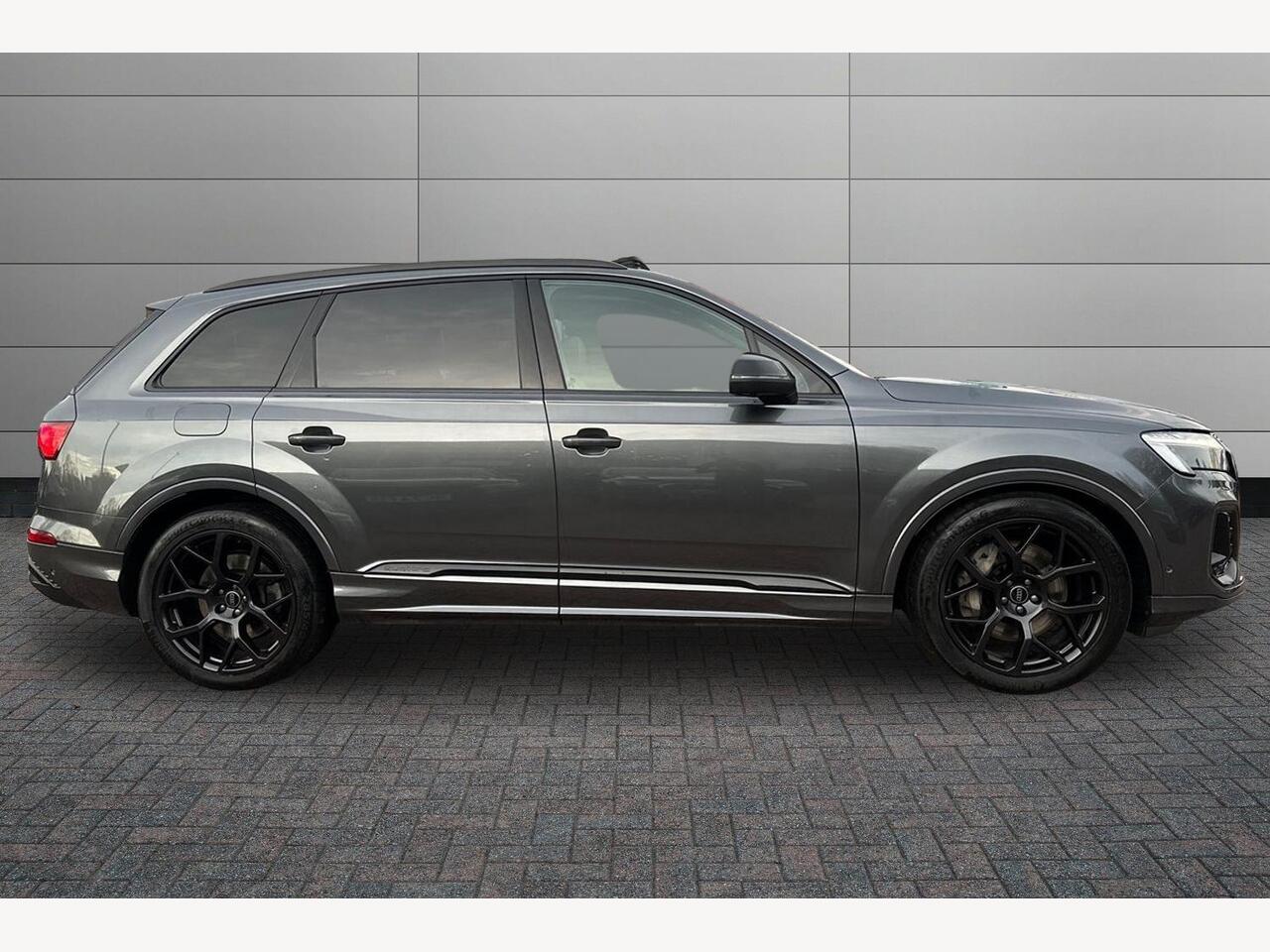 Used Audi Q7 2025 for sale - 77346524: Photo 4