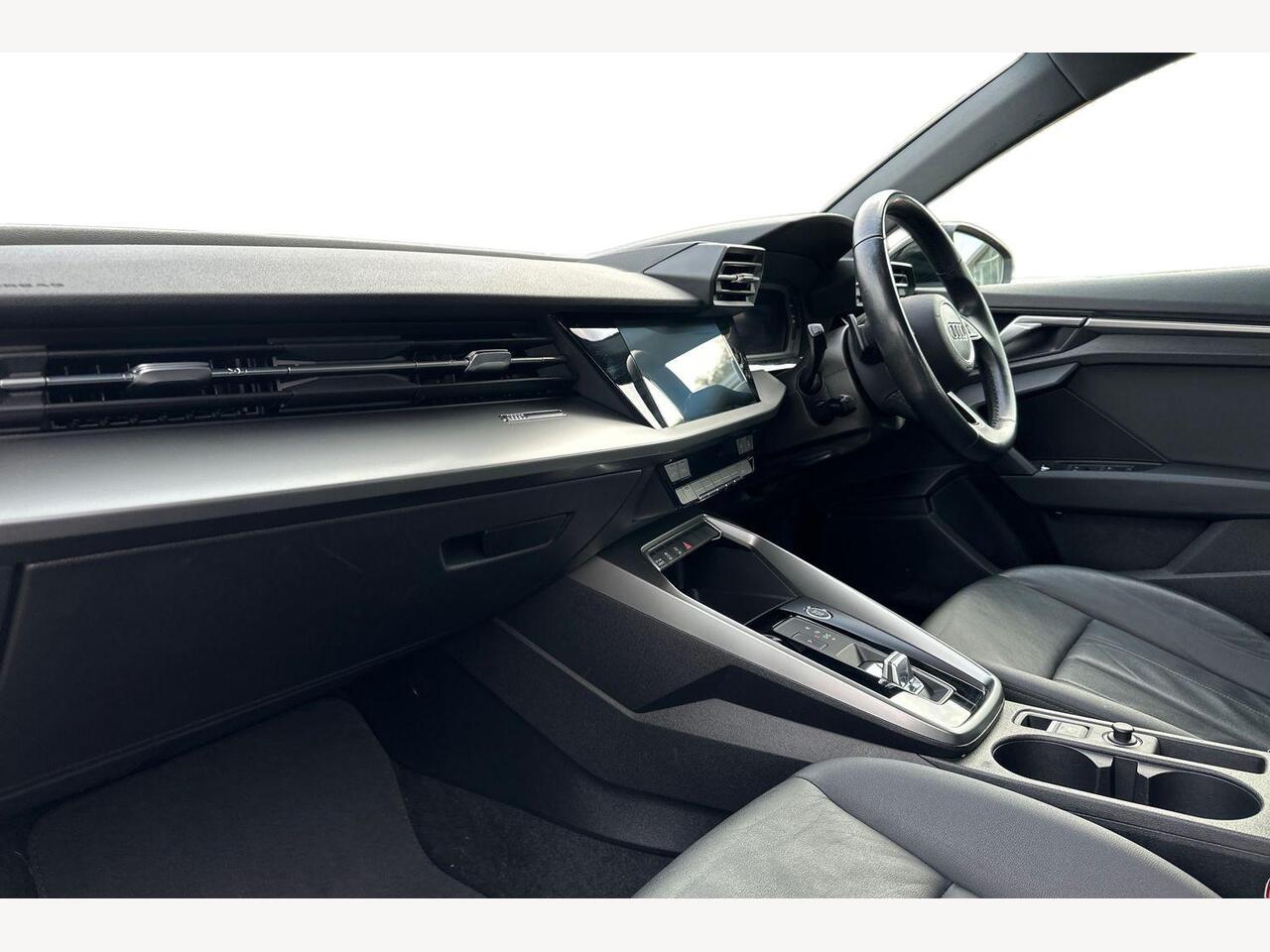 Used Audi A3 2022 for sale - 76674901: Photo 2