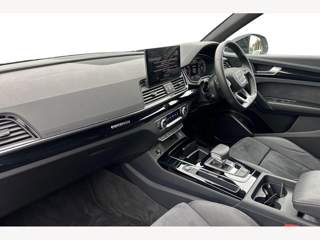 Used Audi Q5 2024 for sale - 78112544: Photo 2