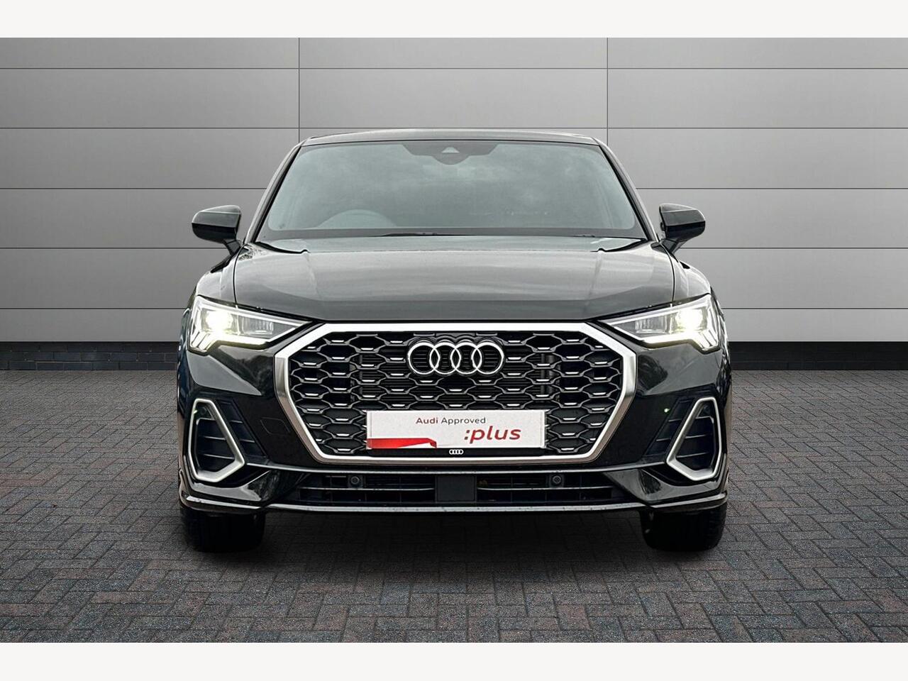 Used Audi Q3 2024 for sale - 76677733: Photo 10