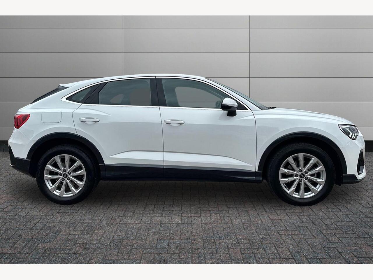 Used Audi Q3 2023 for sale - 78125454: Photo 4