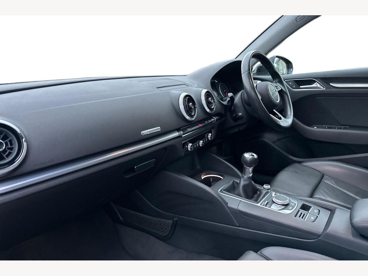 Used Audi A3 2018 for sale - 77145546: Photo 2