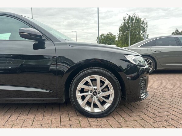 Used Audi A1 1969 for sale - 76298835: Photo 22