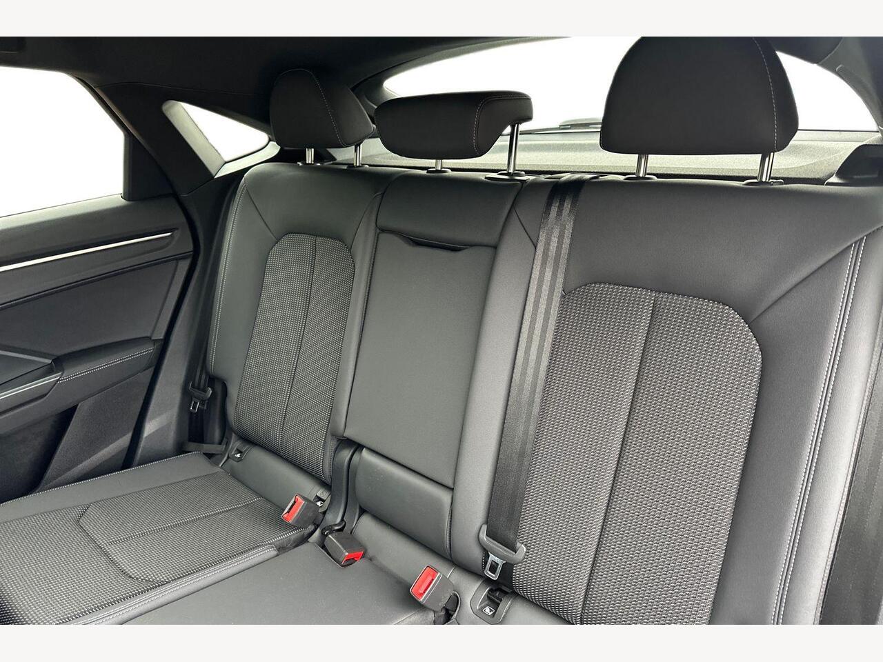 Used Audi Q3 2023 for sale - 77244614: Photo 9