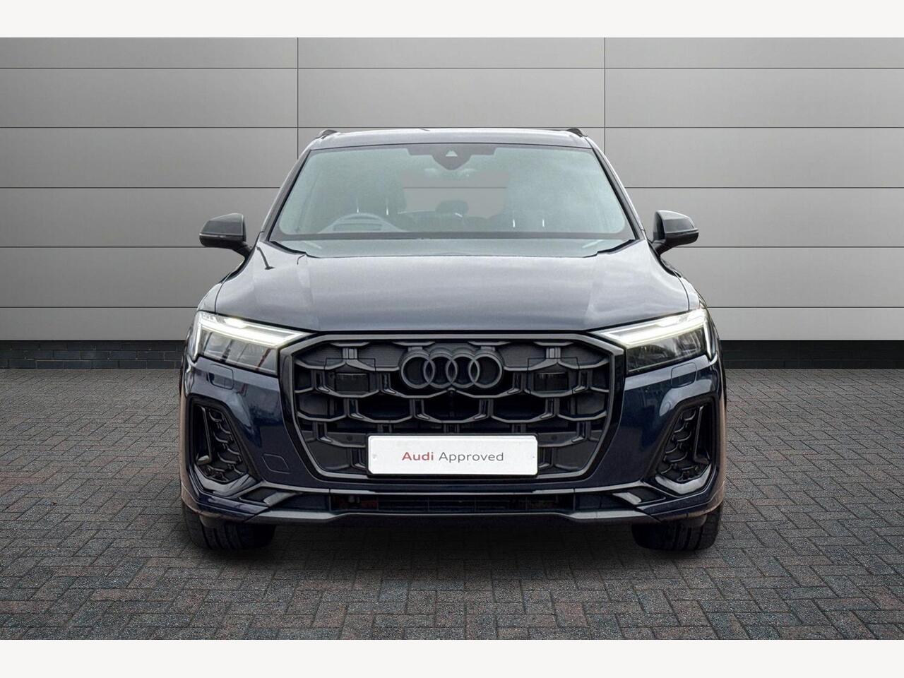 Used Audi Q7 2025 for sale - 77528571: Photo 11