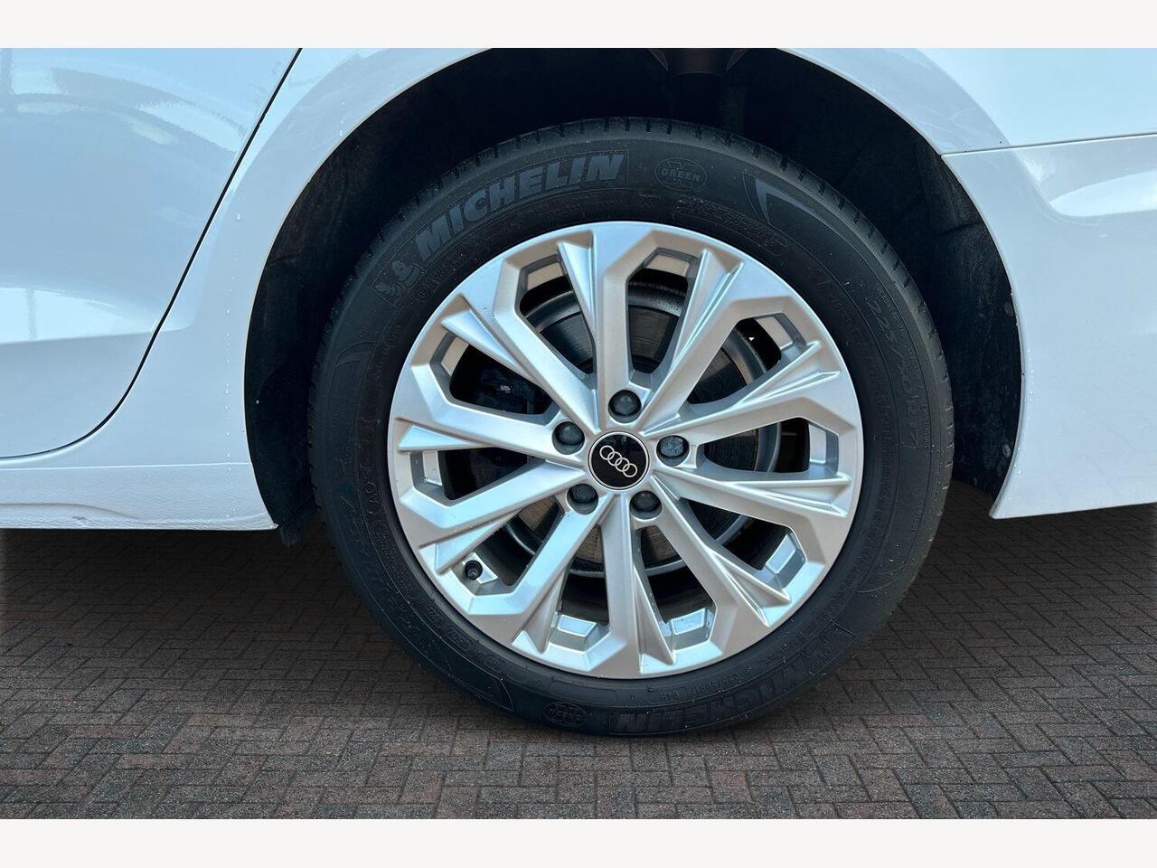 Used Audi A4 2022 for sale - 76675329: Photo 5