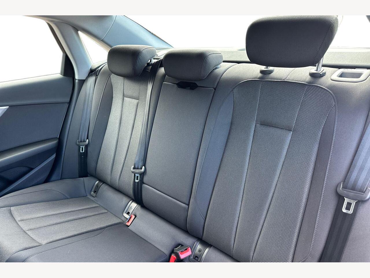 Used Audi A4 2022 for sale - 76675329: Photo 8