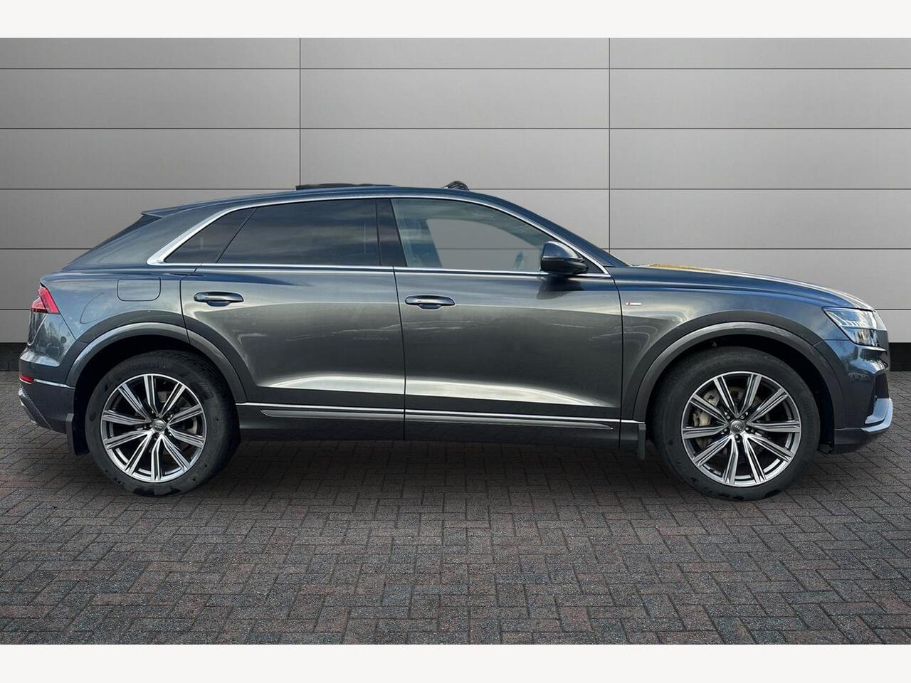 Used Audi Q8 2020 for sale - 76851086: Photo 4
