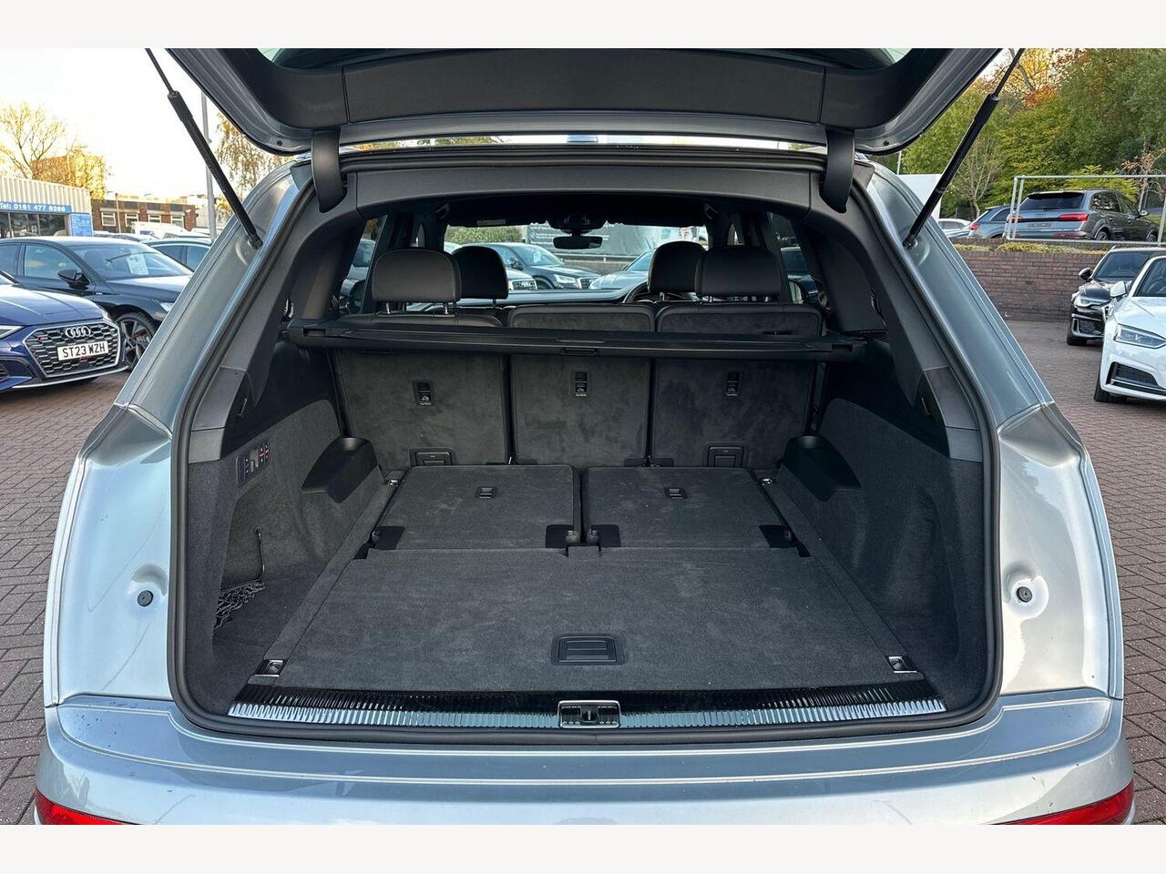 Used Audi Q7 2025 for sale - 77372699: Photo 12